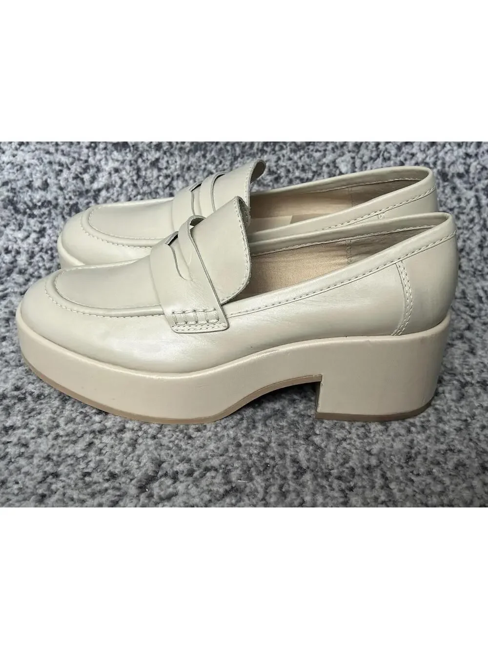 Dolce Vita never worn